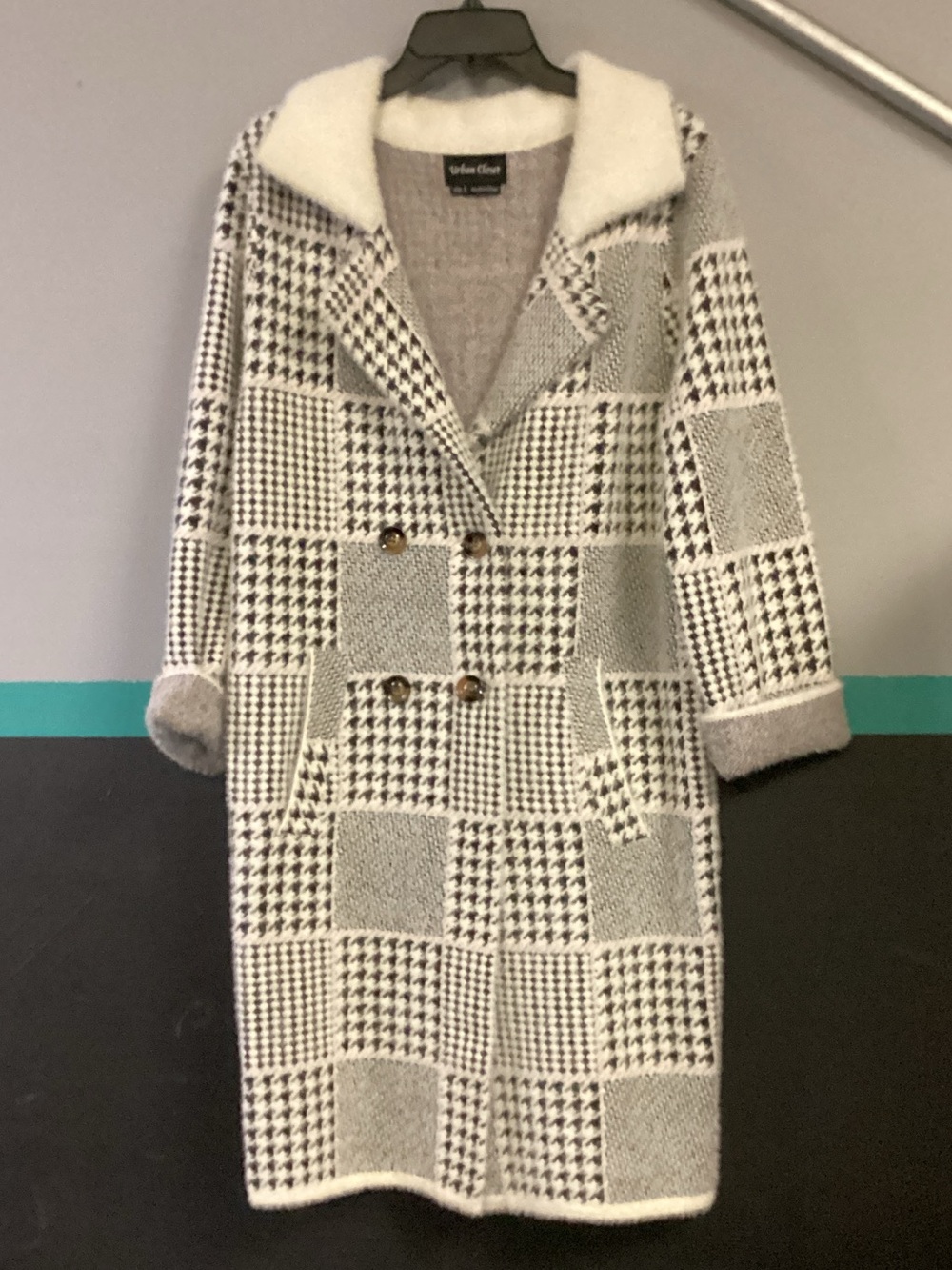 Gray & White Houndstooth Patchwork Trench Coat with Faux-Shearling Collar